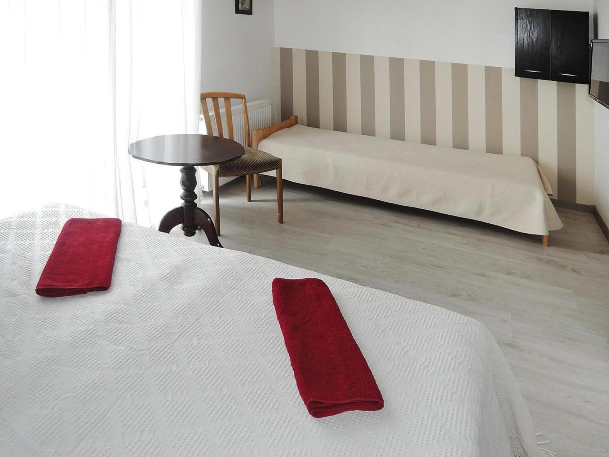 Semi-Detached Big House For 16 Persons By The Lake In Troszyn 外观 照片
