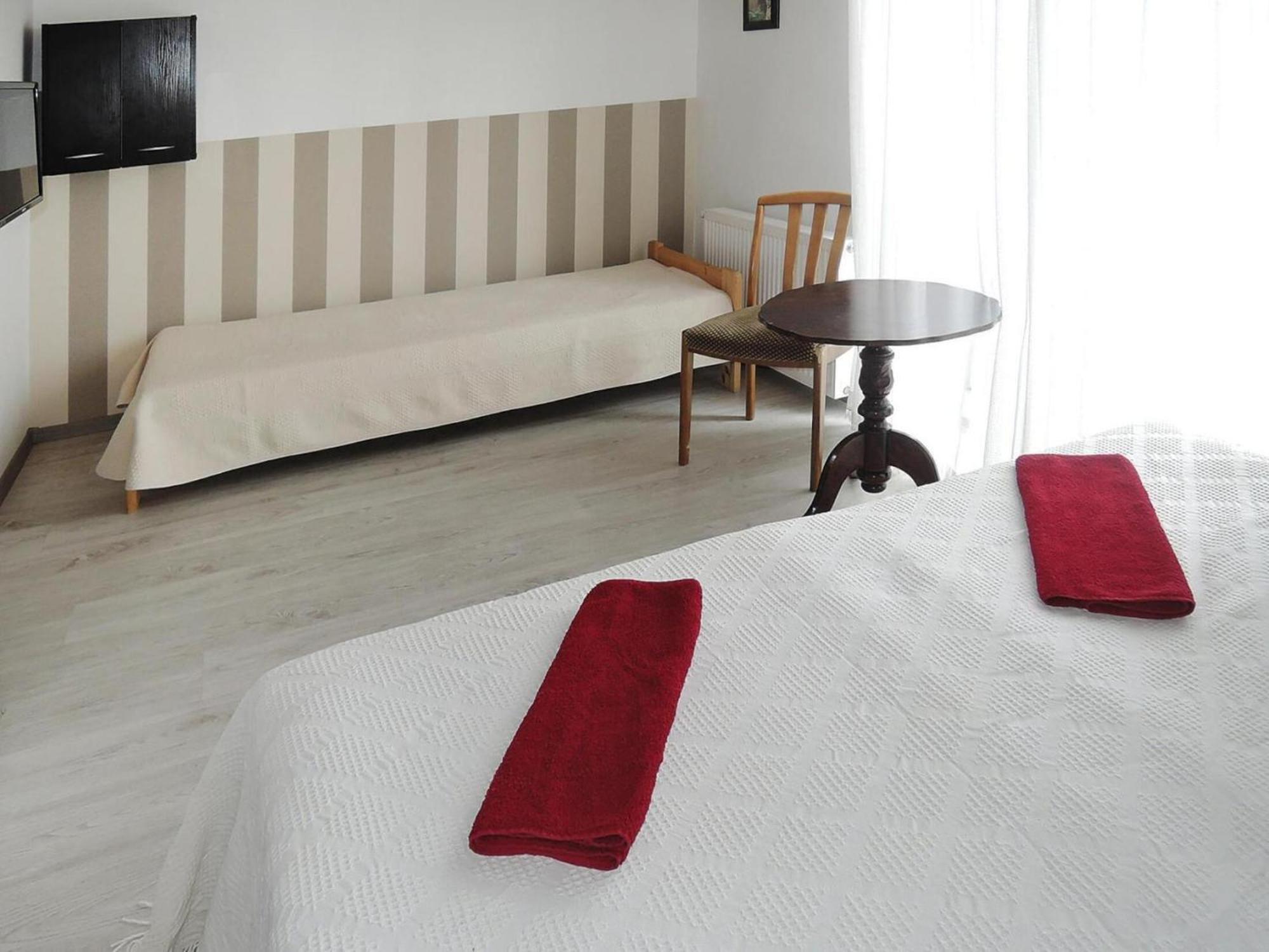 Semi-Detached Big House For 16 Persons By The Lake In Troszyn 外观 照片